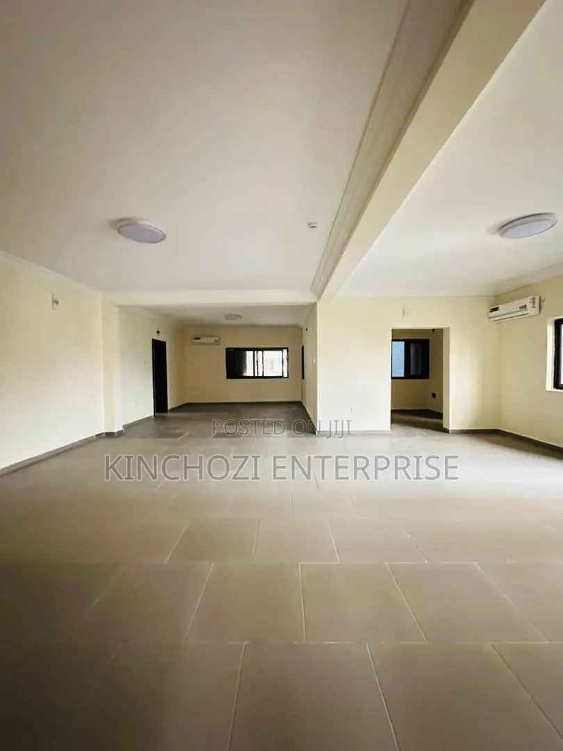 2bdrm Apartment in Lekki Phase 1 for rent in Lekki Phase 1