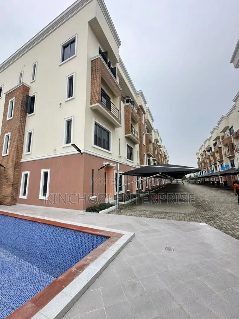 2bdrm Townhouse / Terrace in Lekki Phase 1 for rent in Lekki Phase 1
