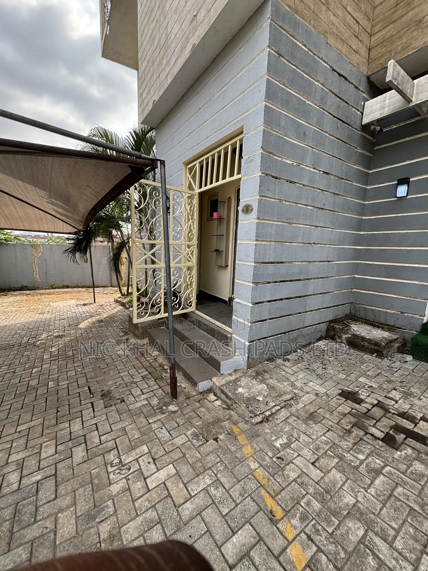 4bdrm Townhouse / Terrace in Guzape Main for rent in Guzape District