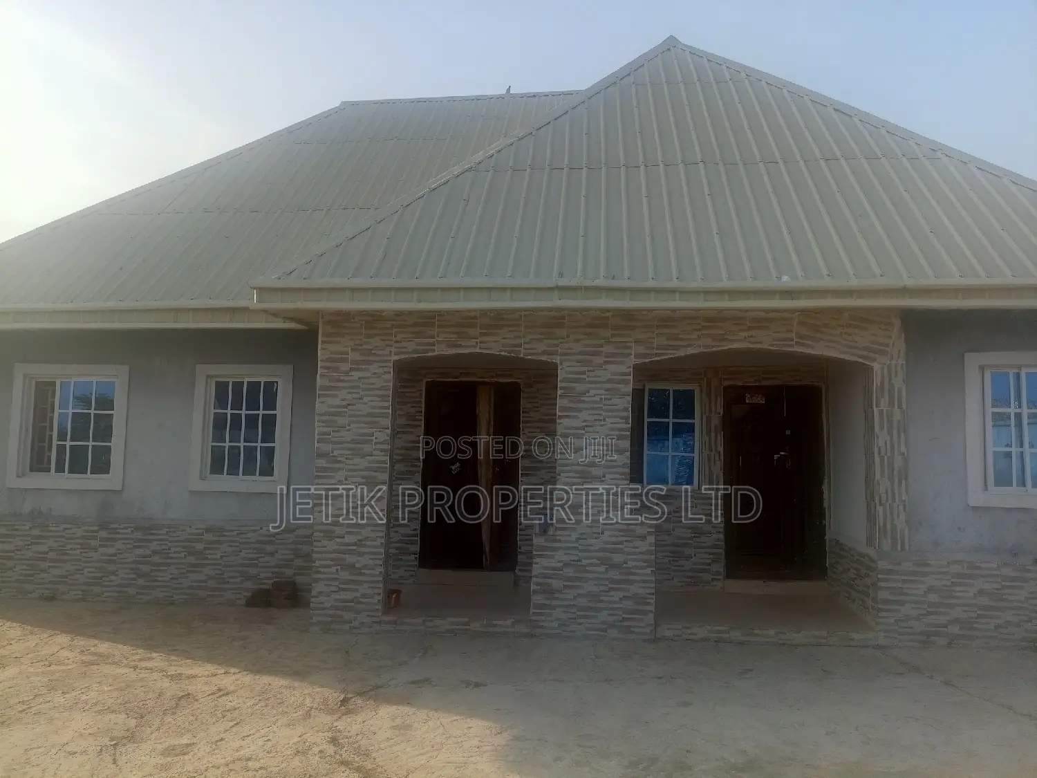 3bdrm Bungalow in Mobile Barracks, Makurdi for sale in Makurdi