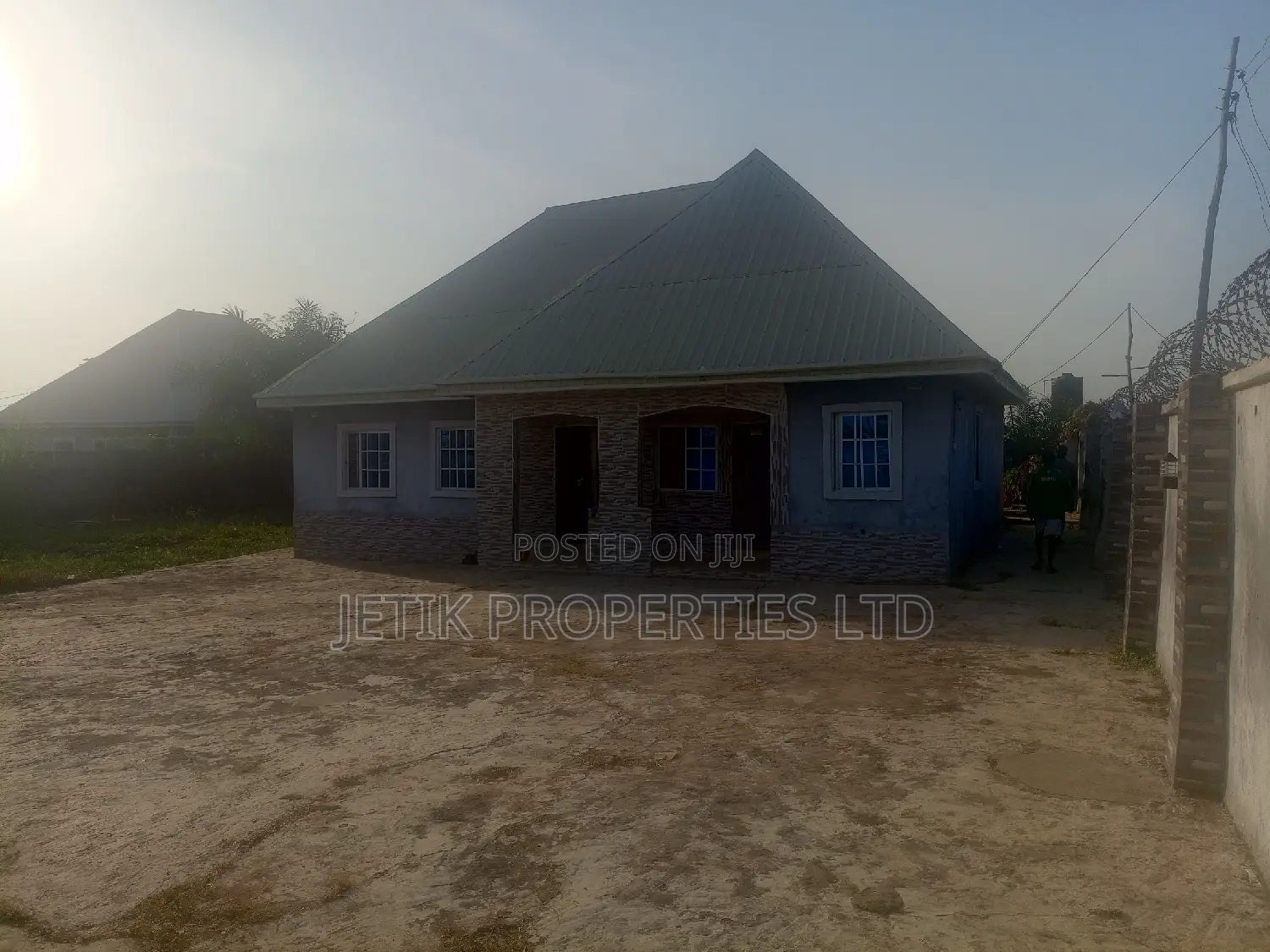 3bdrm Bungalow in Mobile Barracks, Makurdi for sale in Makurdi