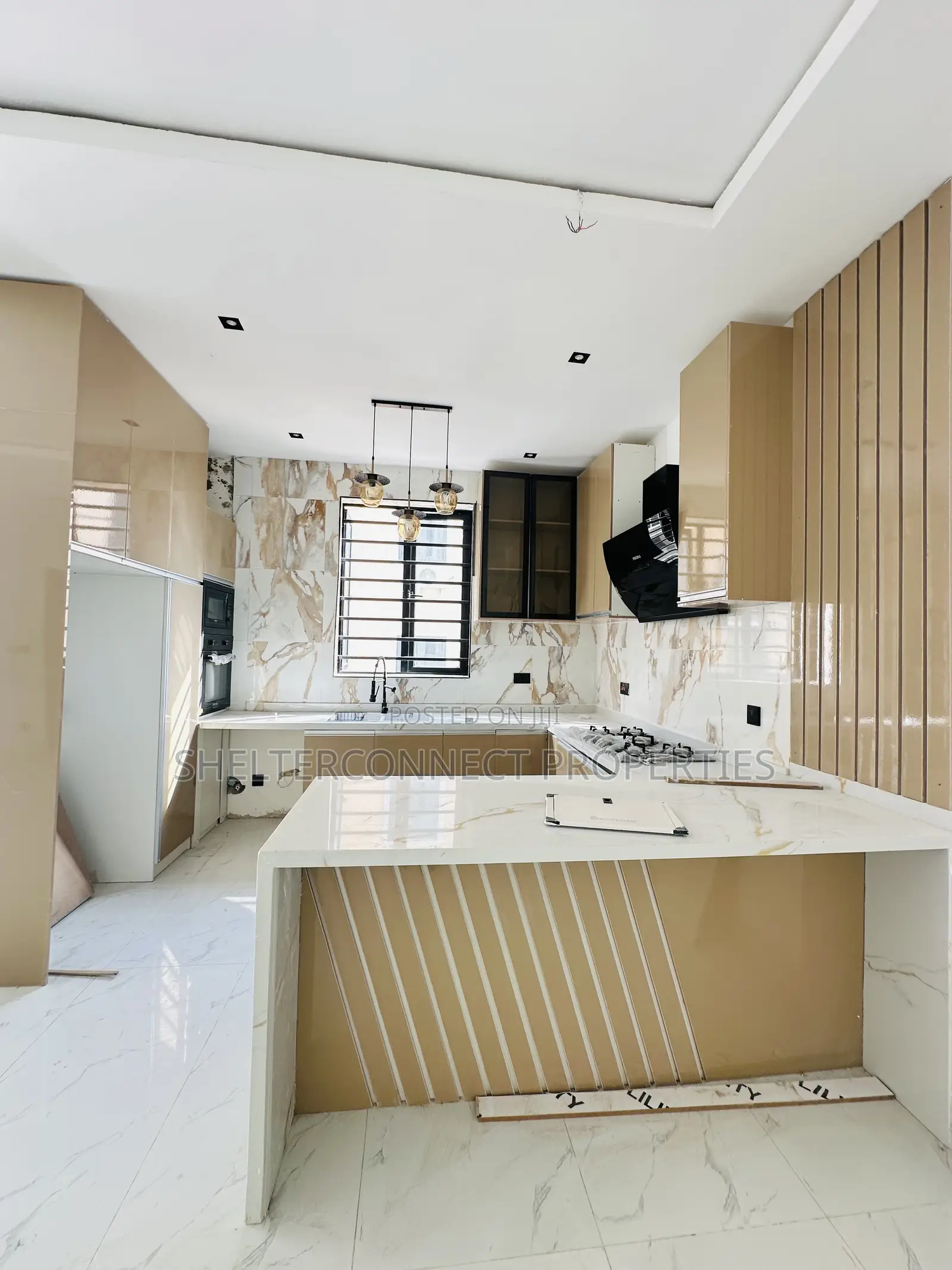 2bdrm Apartment in Lekki Phase 1 for sale in Lekki Phase 1