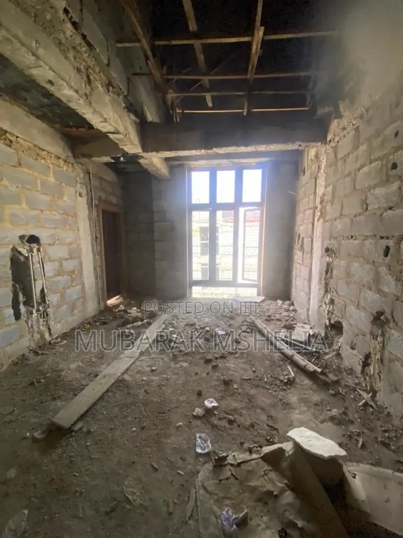 4bdrm Duplex in Wuye for sale in Wuye