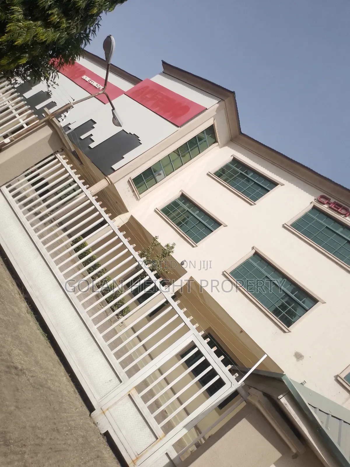 For Sale Open Space Plaza in Katampe