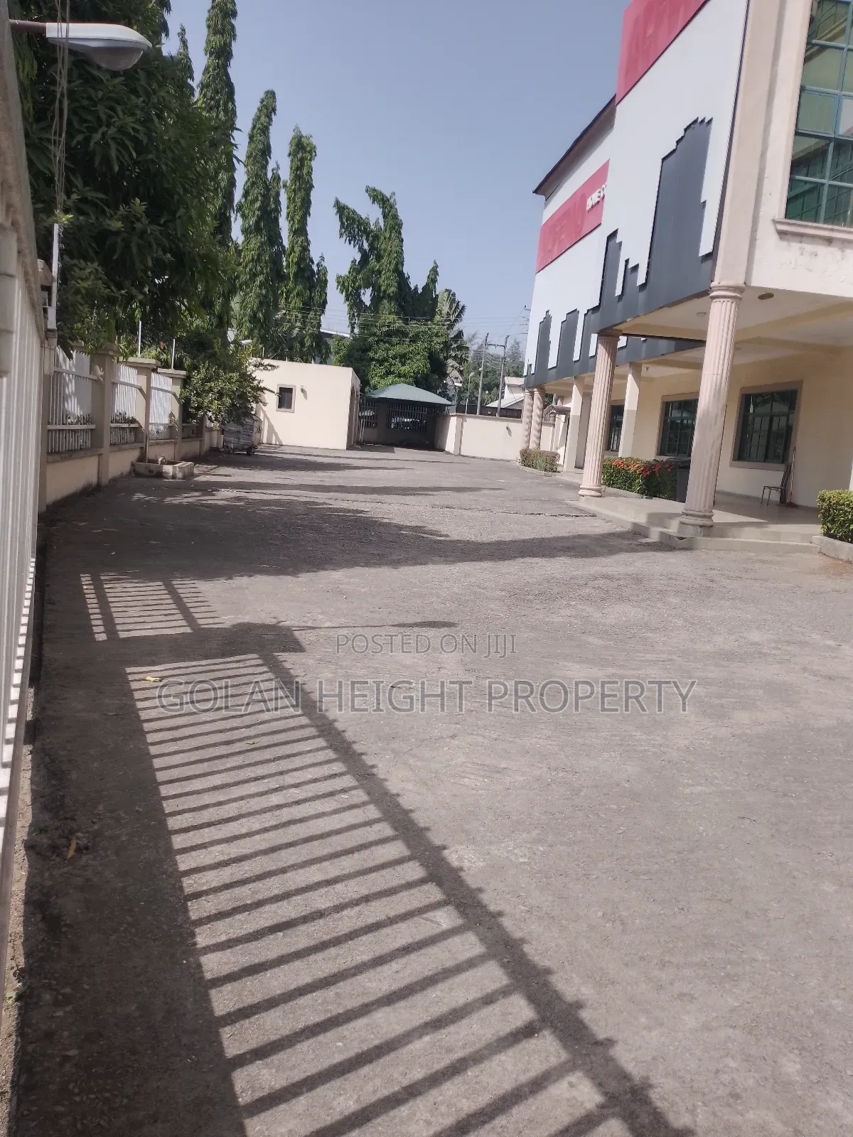 For Sale Open Space Plaza in Katampe