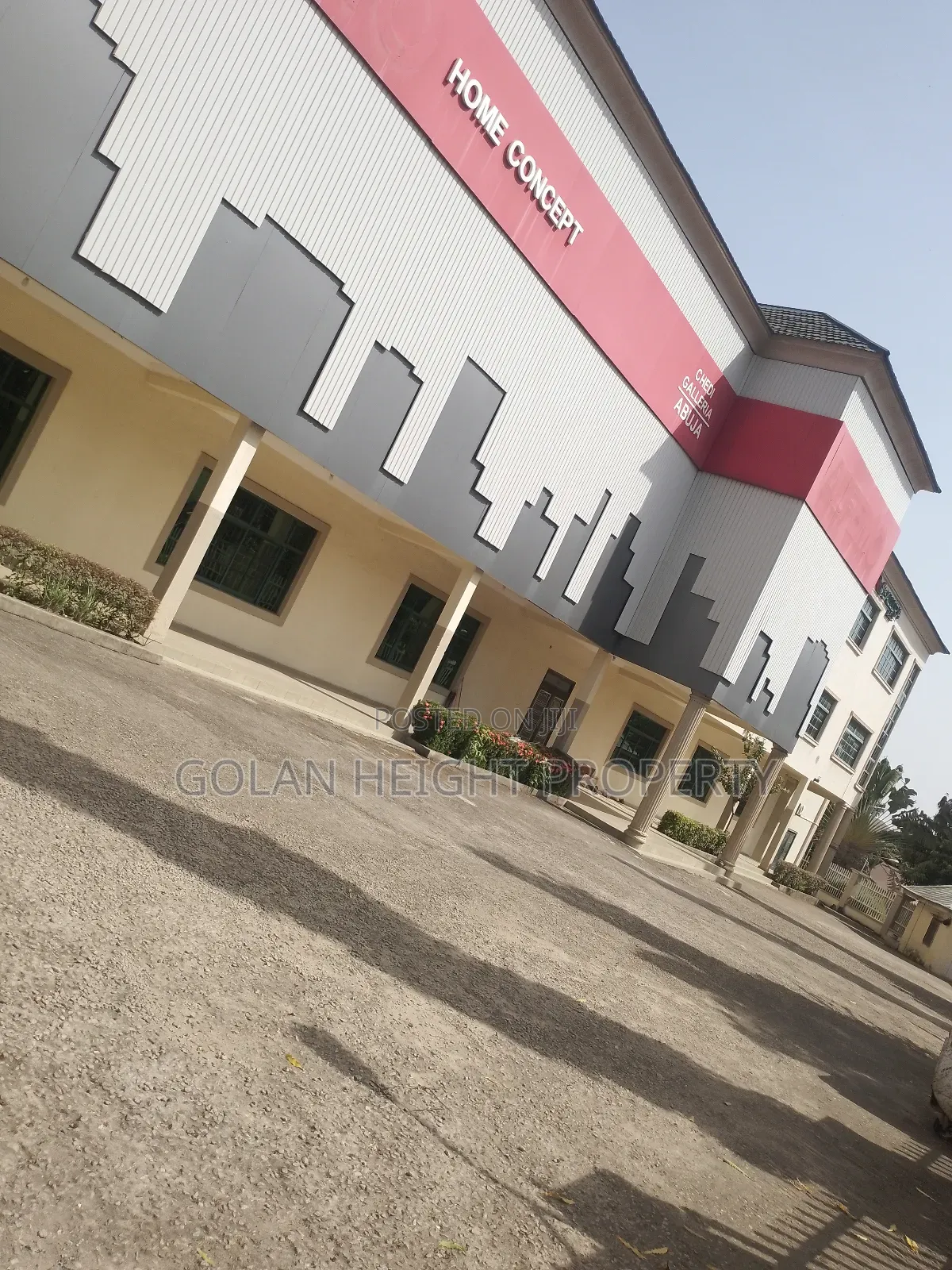 For Sale Open Space Plaza in Katampe