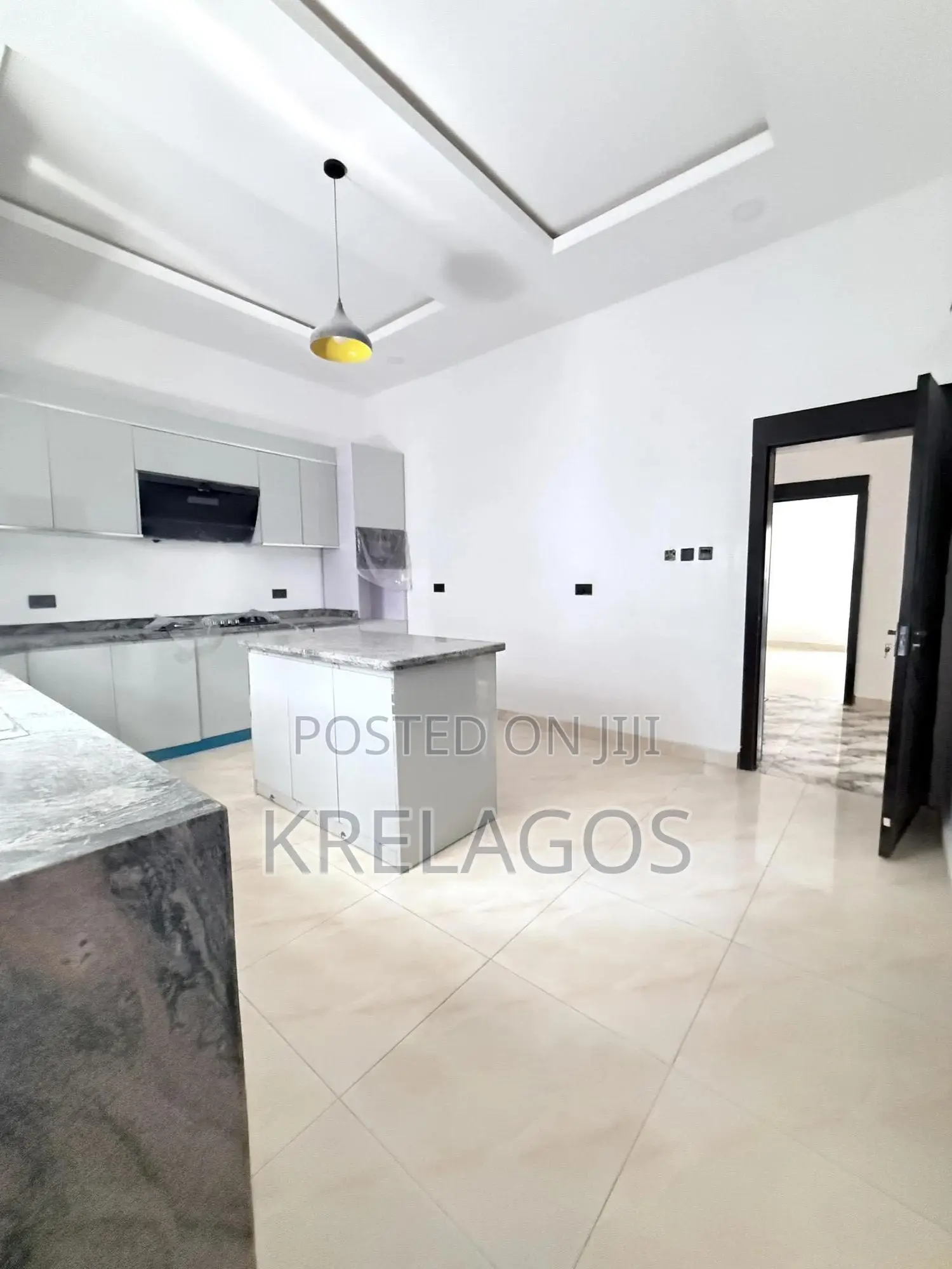 5bdrm Duplex in Osapa london for sale in Osapa london