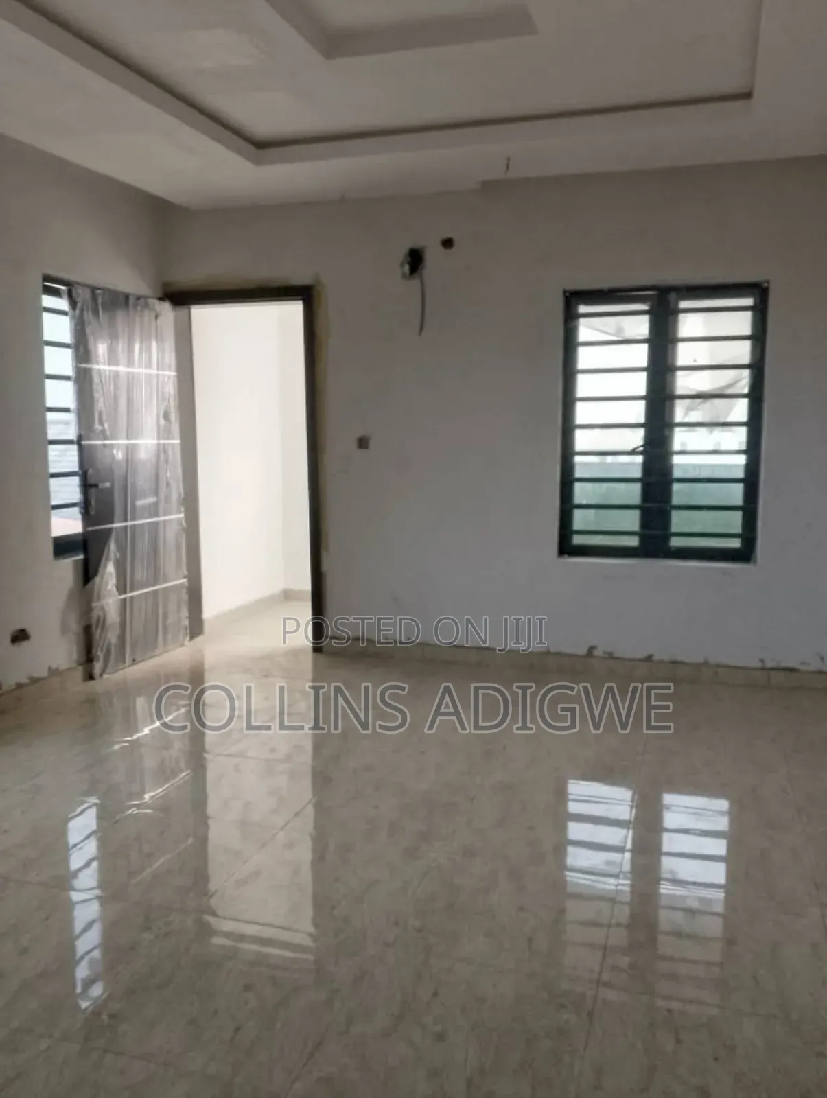 3bdrm Maisonette in Mobile Road Ikota for sale in Ikota