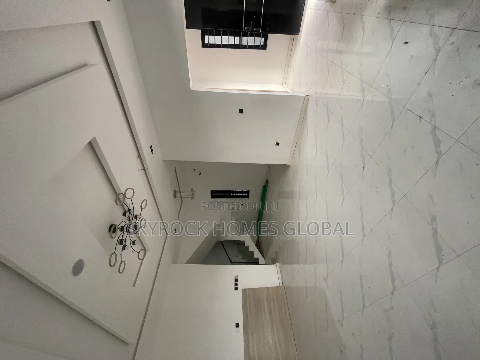 5bdrm Duplex in Sangotedo for sale in Sangotedo
