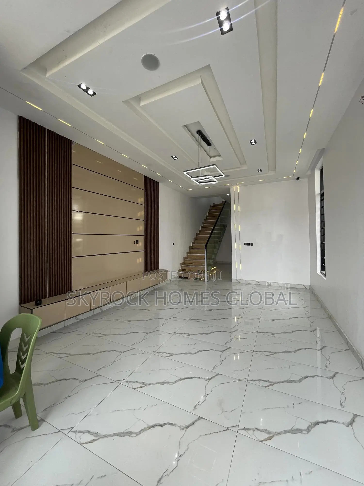 4bdrm Duplex in Ikota Villa for sale in Ikota