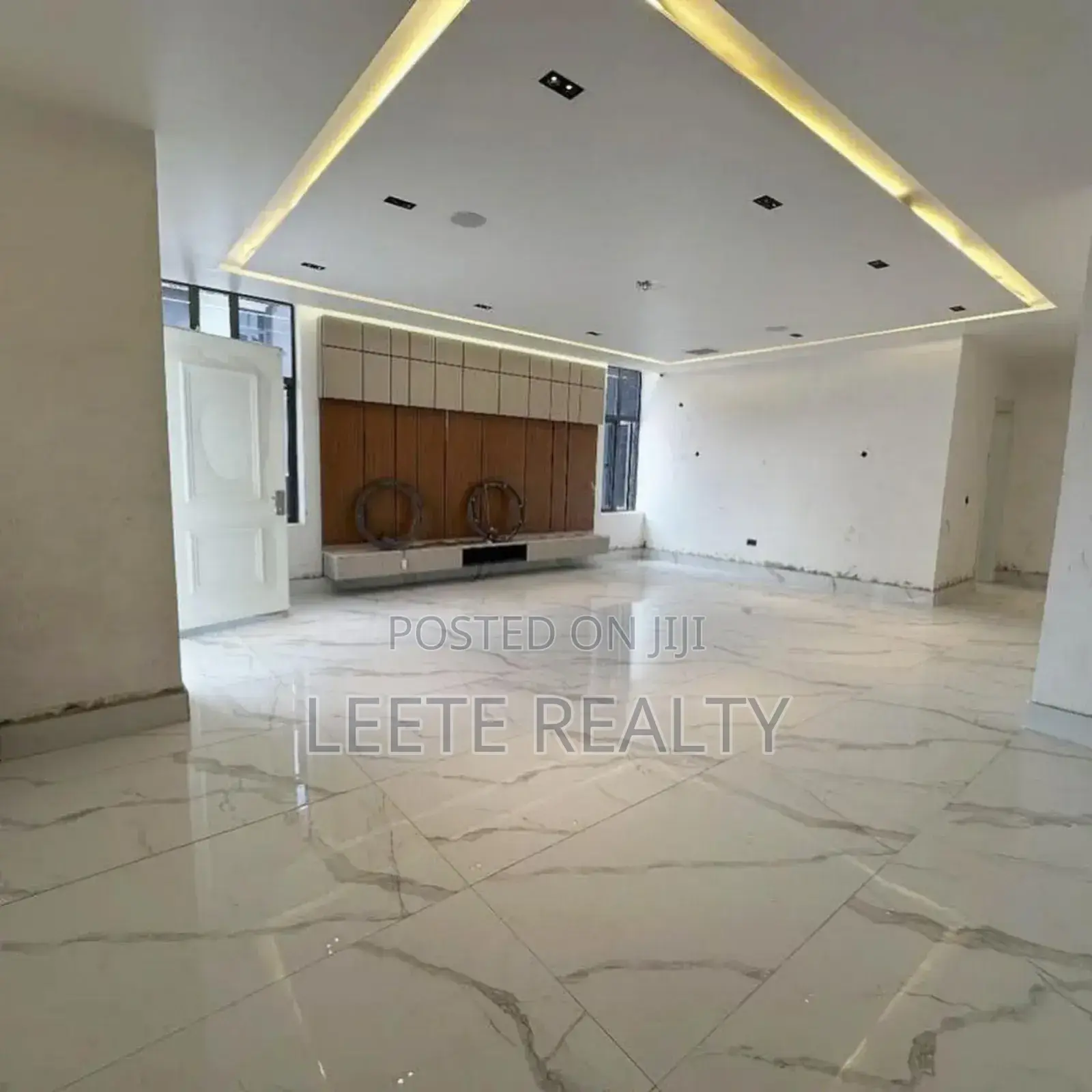 6bdrm Duplex in Kado for sale in Kado