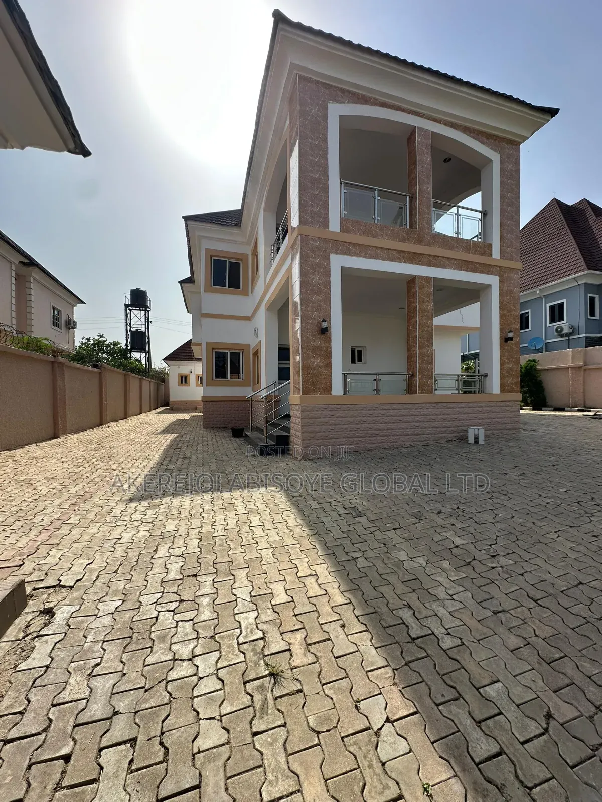 4bdrm Duplex in In An Estate for rent in Gwarinpa