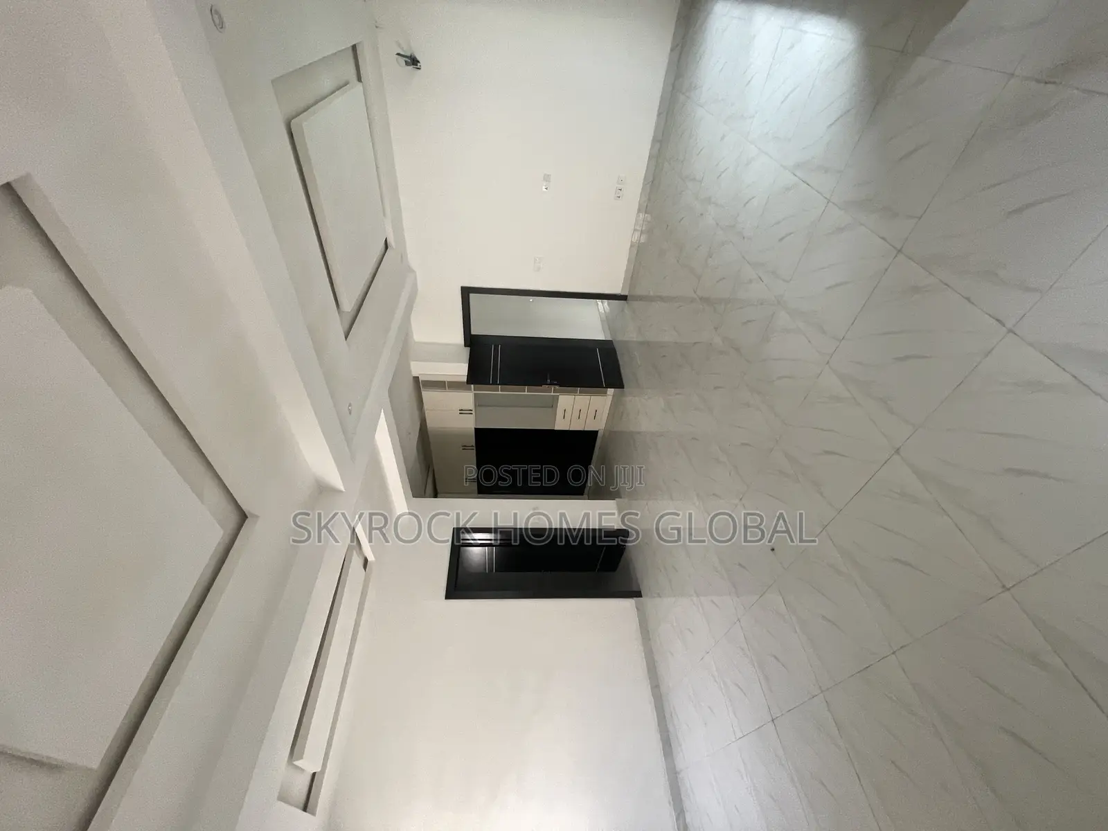5bdrm Duplex in Ikate for sale in Ikate