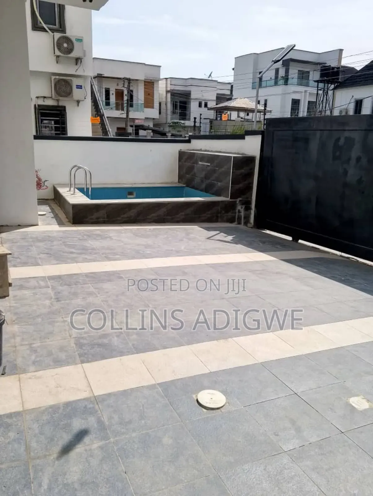 5bdrm Duplex in Ikota G.R.A for sale in Ikota