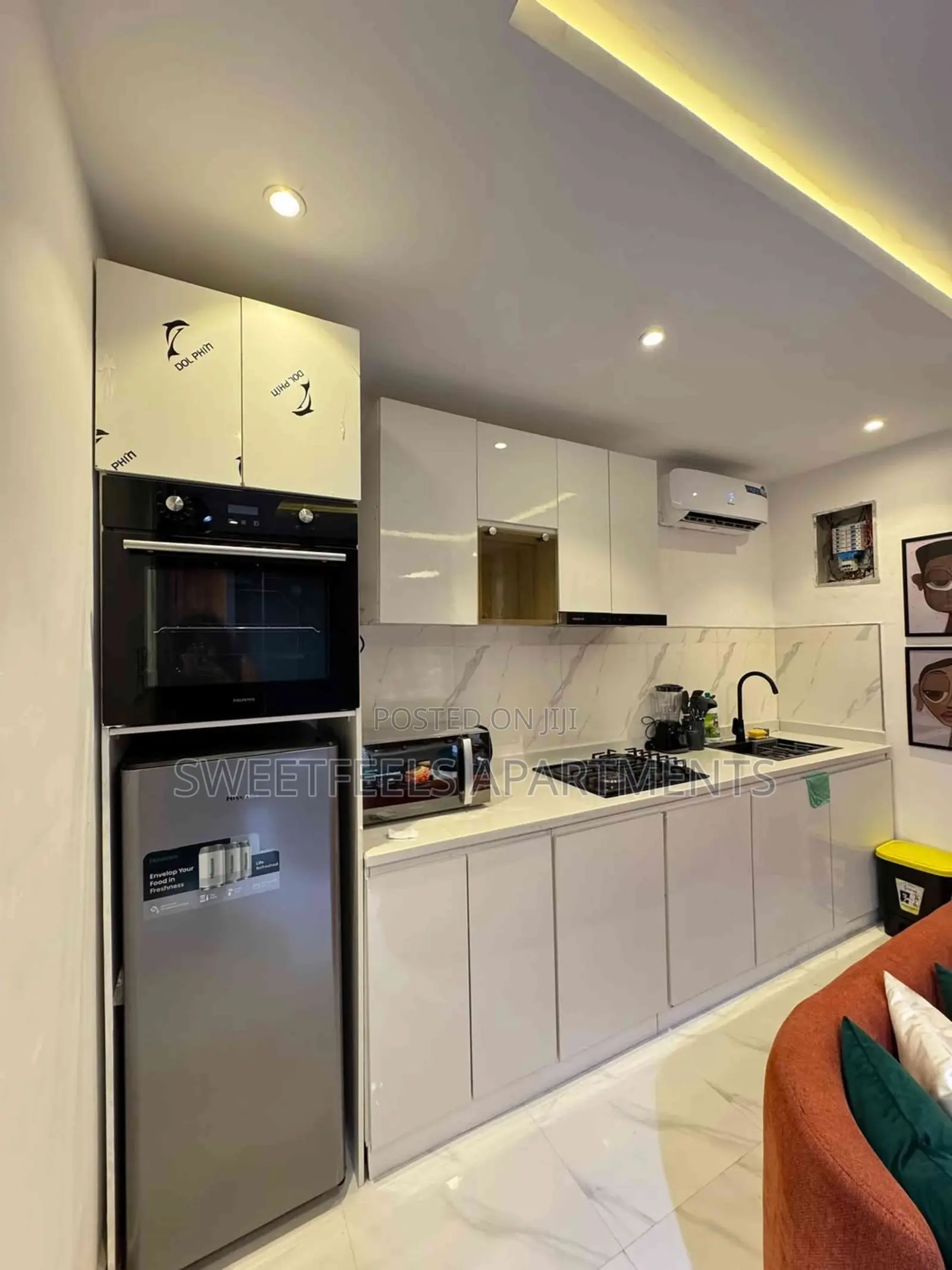 1 Bedroom Luxury Apartment With Ps5, Balcony With City View in Ikate