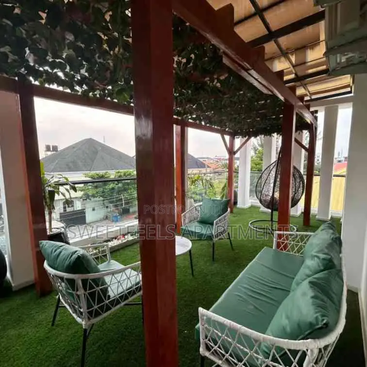 Luxurious 5bedroom Duplex Mansion Apartment Self Compound in Ikate