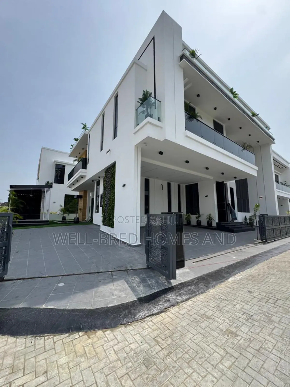 5bdrm Duplex in Chevron Lekki Lagos for sale in Lekki