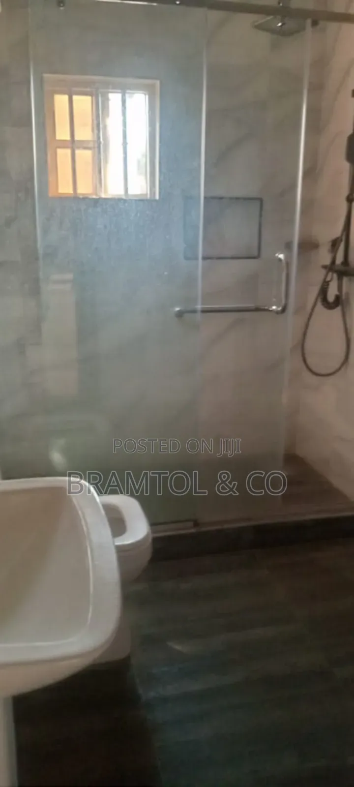 1bdrm Block of Flats in Maitama for rent in Maitama