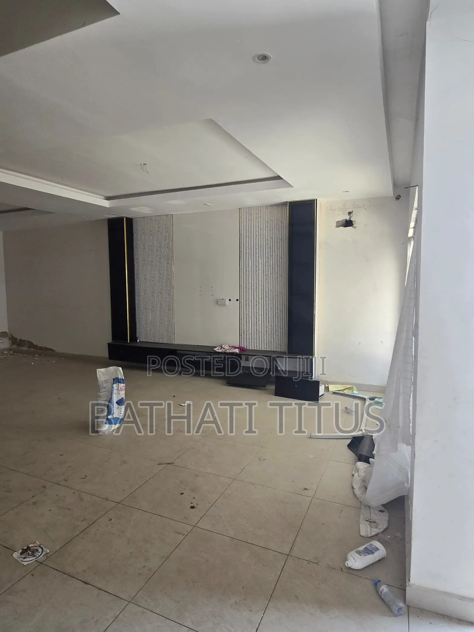 4bdrm Duplex in Bilaad Estate, Life Camp for rent in Life Camp