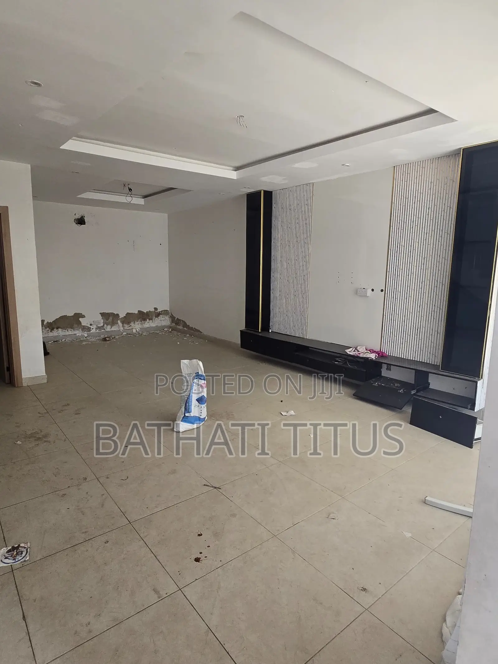 4bdrm Duplex in Bilaad Estate, Life Camp for rent in Life Camp