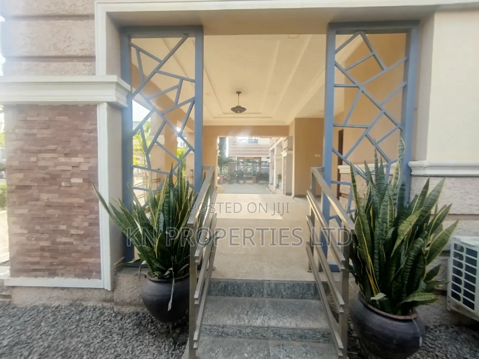 5bdrm Duplex in Maitama for sale in Maitama