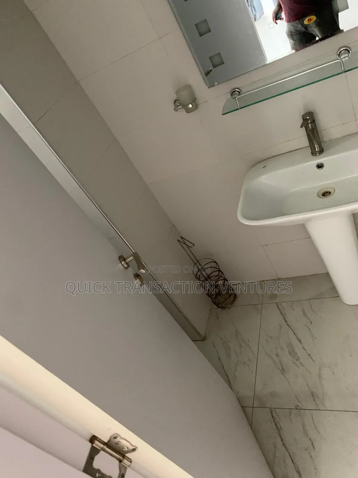 2bdrm Block of Flats in Liberty Estate, Ago Palace for rent in Ago Palace