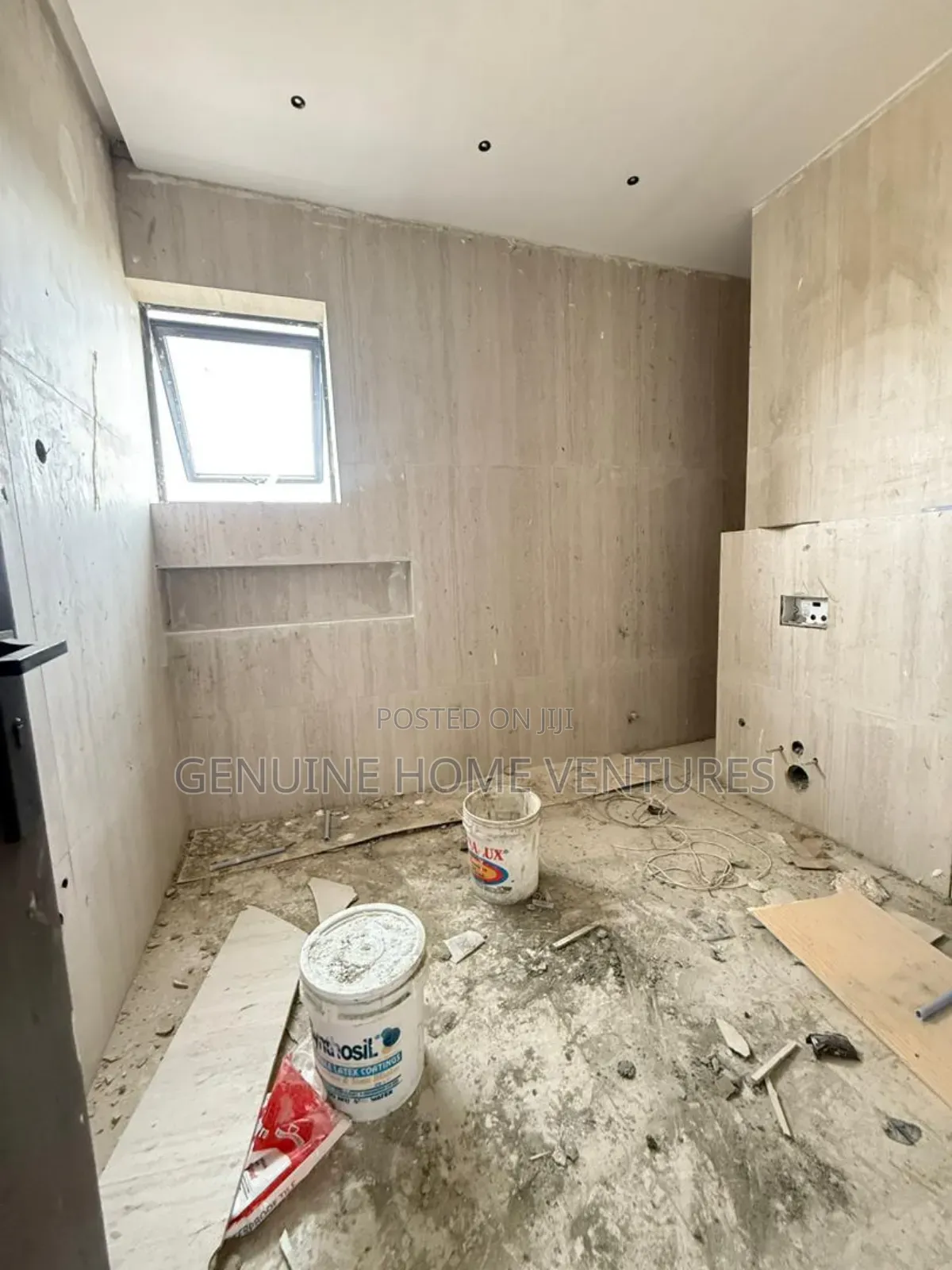 5bdrm Duplex in Lekki Phase 1 for sale in Lekki Phase 1