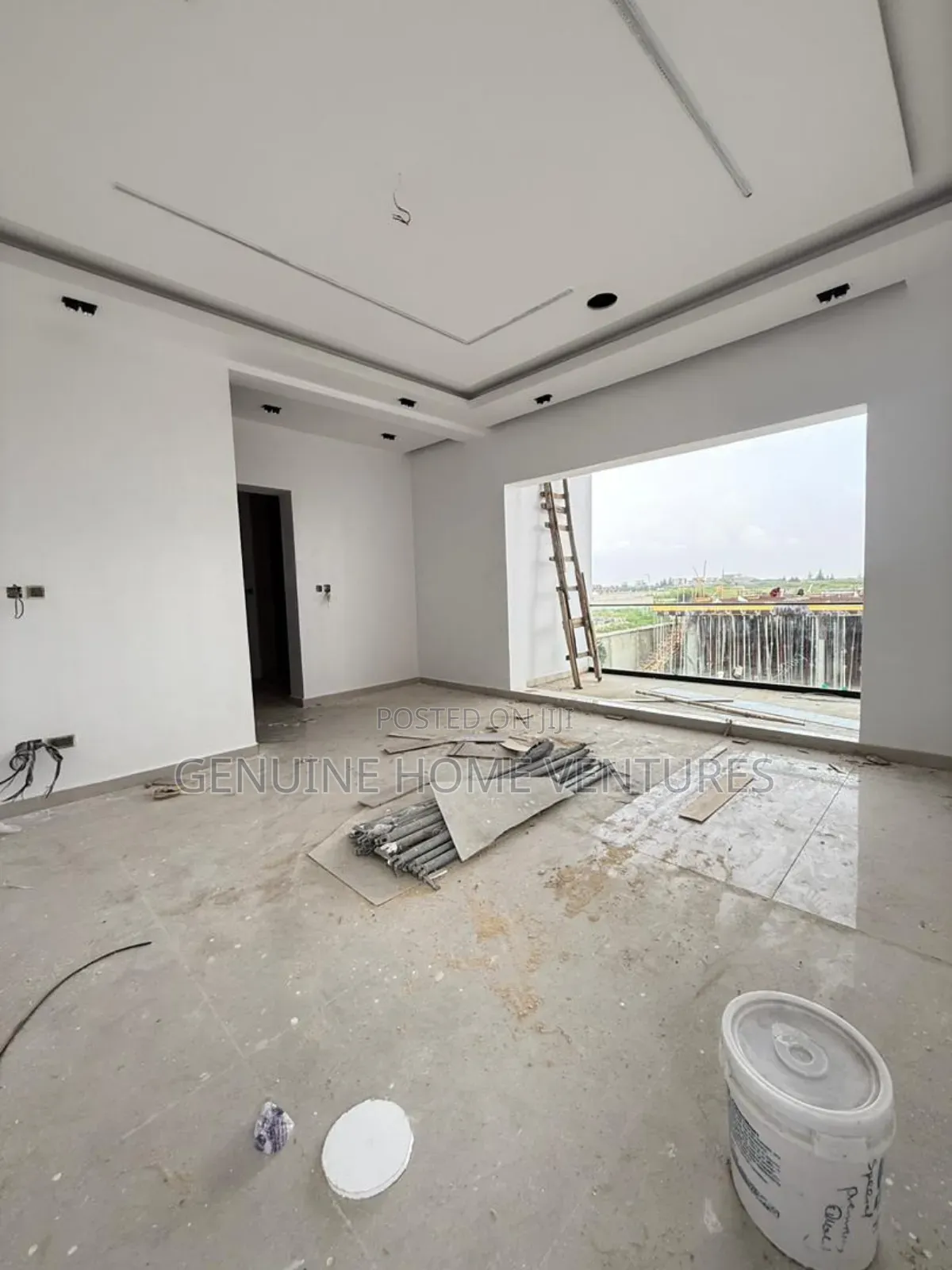 5bdrm Duplex in Lekki Phase 1 for sale in Lekki Phase 1