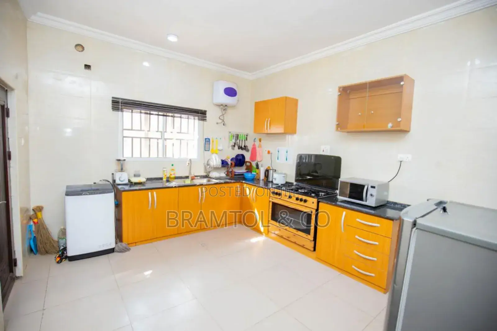 Furnished 3bdrm Block of Flats in Wuye for rent in Wuye