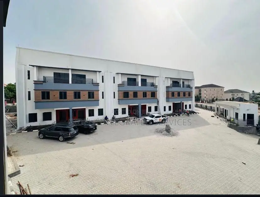 4bdrm Duplex in Wuye for rent in Wuye