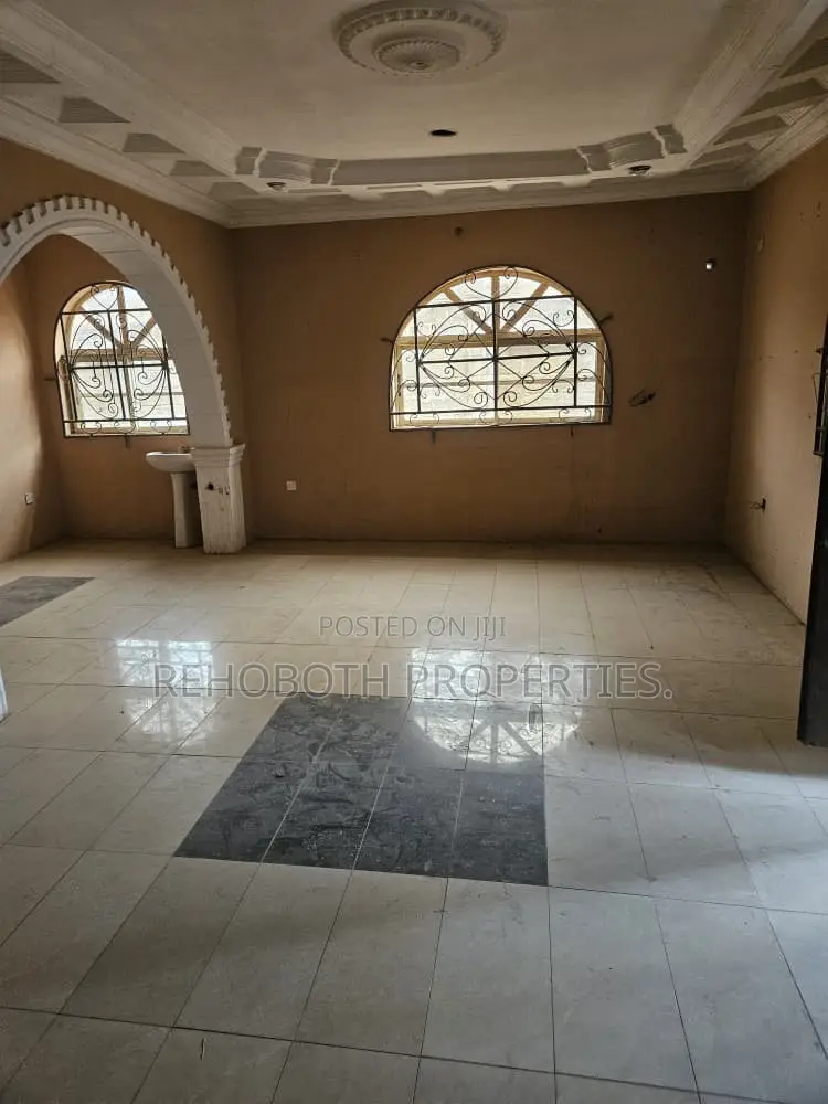 3bdrm Bungalow in Ajinde, Akala Express for sale in Akala Express