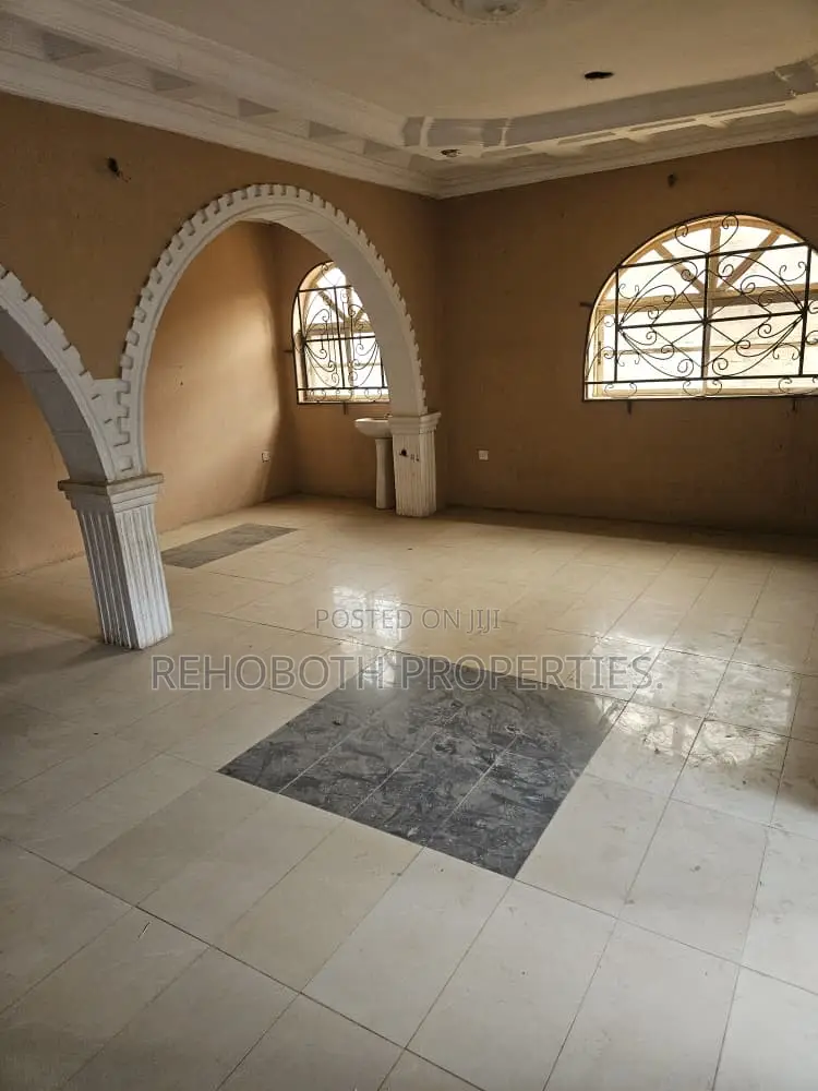 3bdrm Bungalow in Ajinde, Akala Express for sale in Akala Express