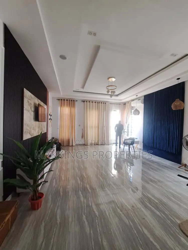 4bdrm Duplex in Ologolo for rent in Ologolo