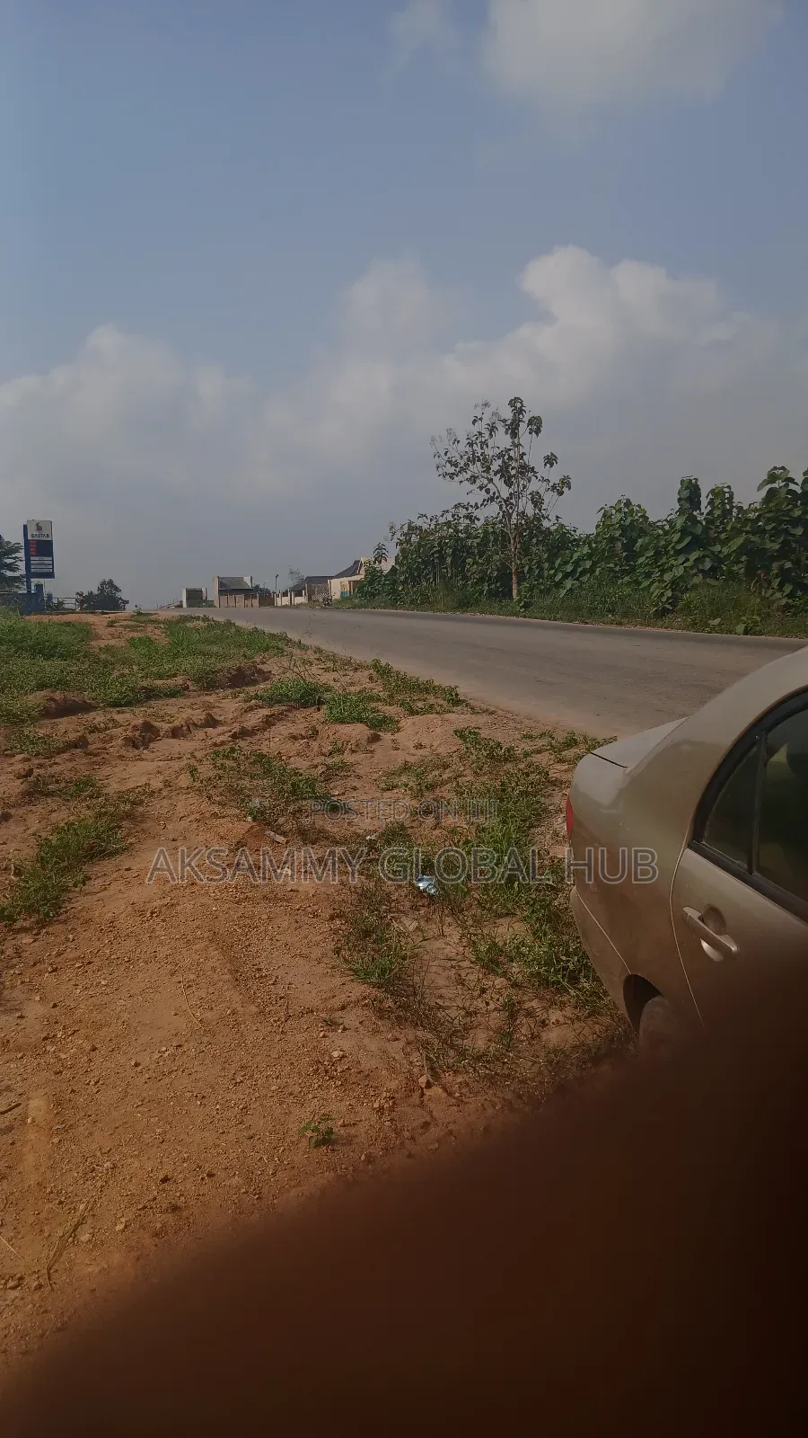Two Plot of Land for Sale at Iyana-Ajia, Facing Main Road. in Ibadan