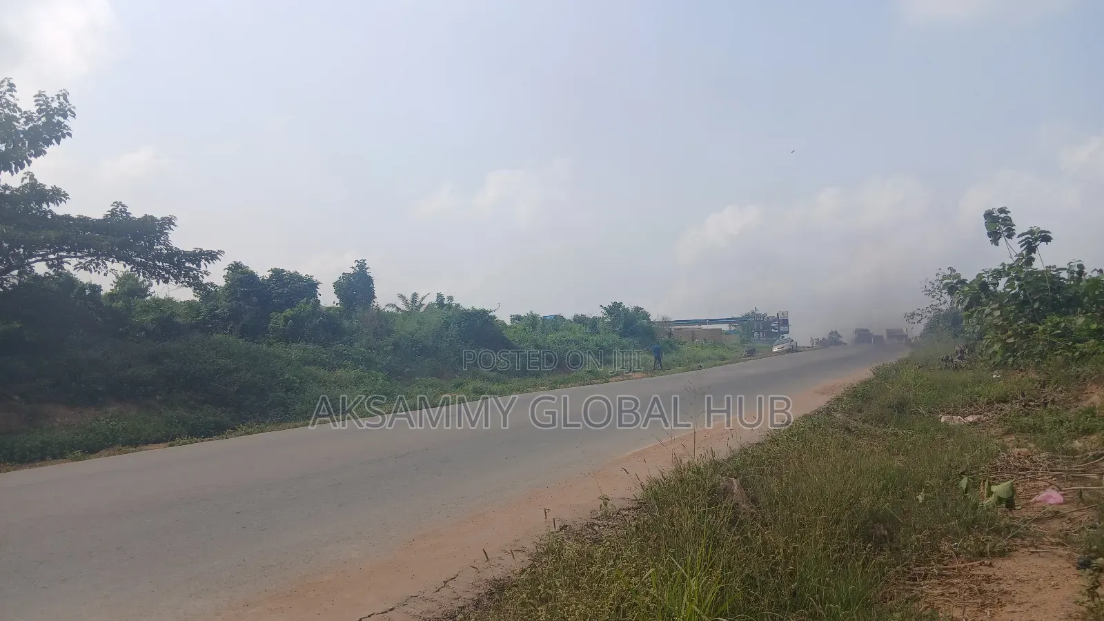 Two Plot of Land for Sale at Iyana-Ajia, Facing Main Road. in Ibadan
