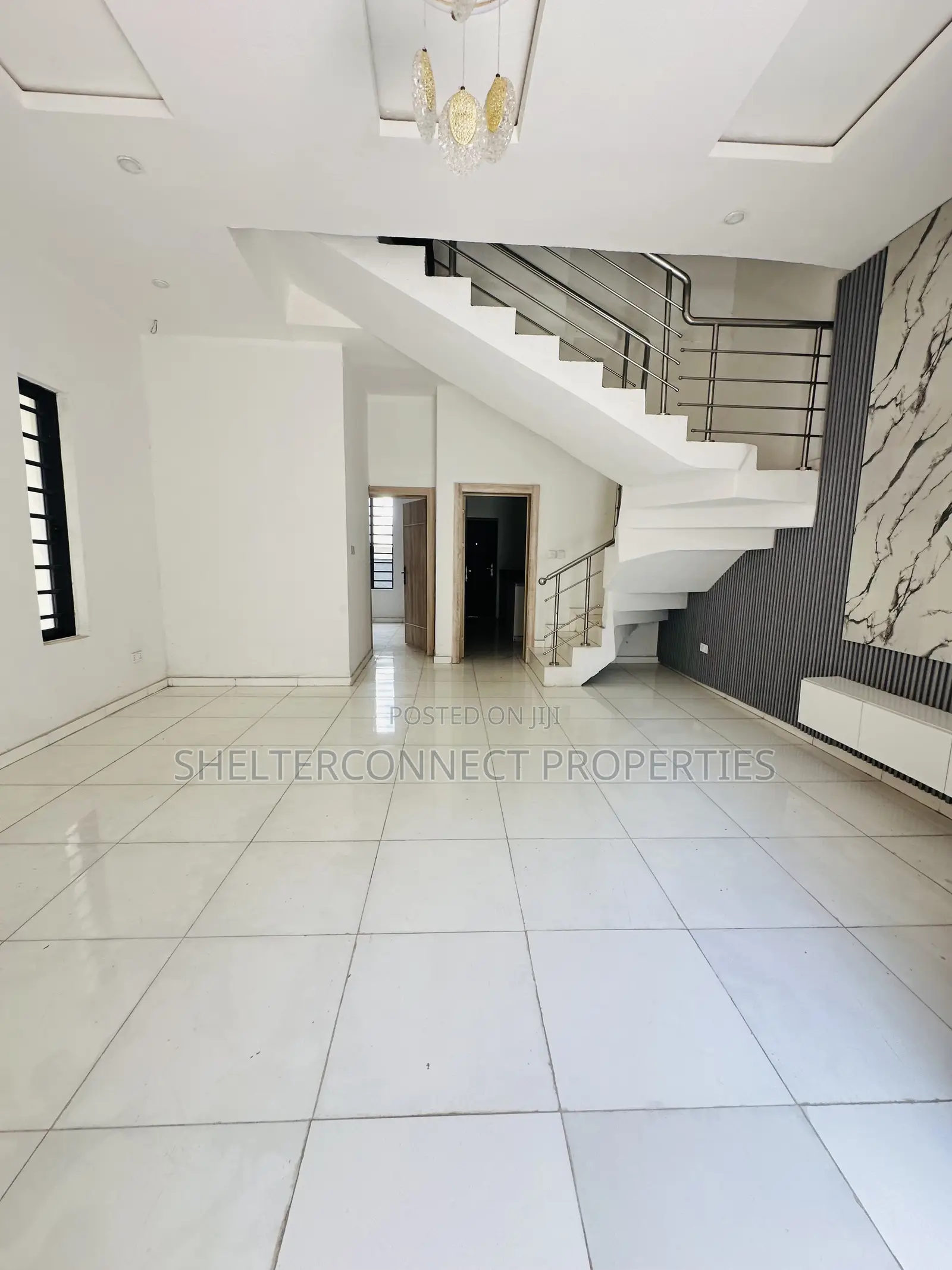 4bdrm Duplex in Ikota for sale in Ikota