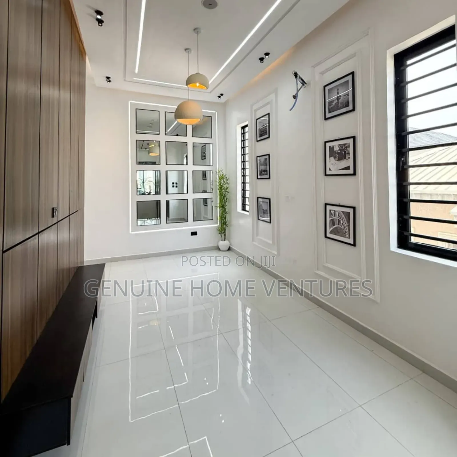 5bdrm Duplex in Ikota for sale in Ikota