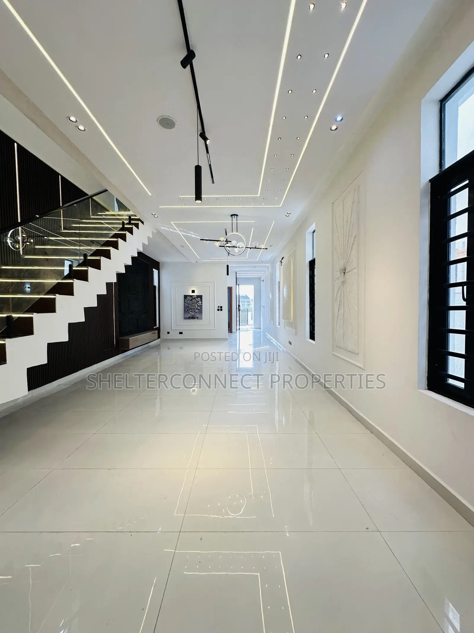 5bdrm Duplex in Lekki for sale in Lekki
