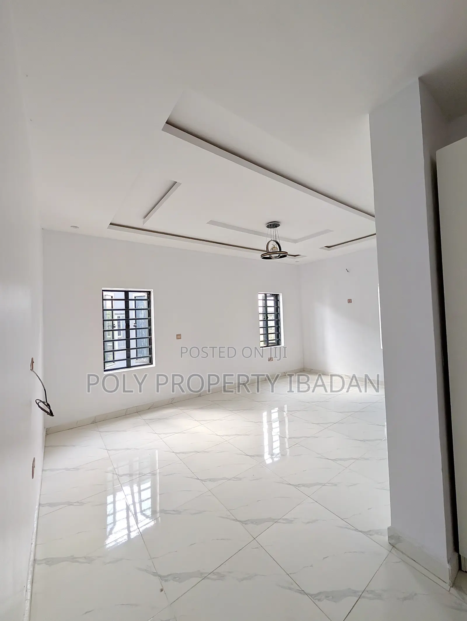 4bdrm Duplex in Chief Lateef Oyelade, Ibadan for sale in Ibadan
