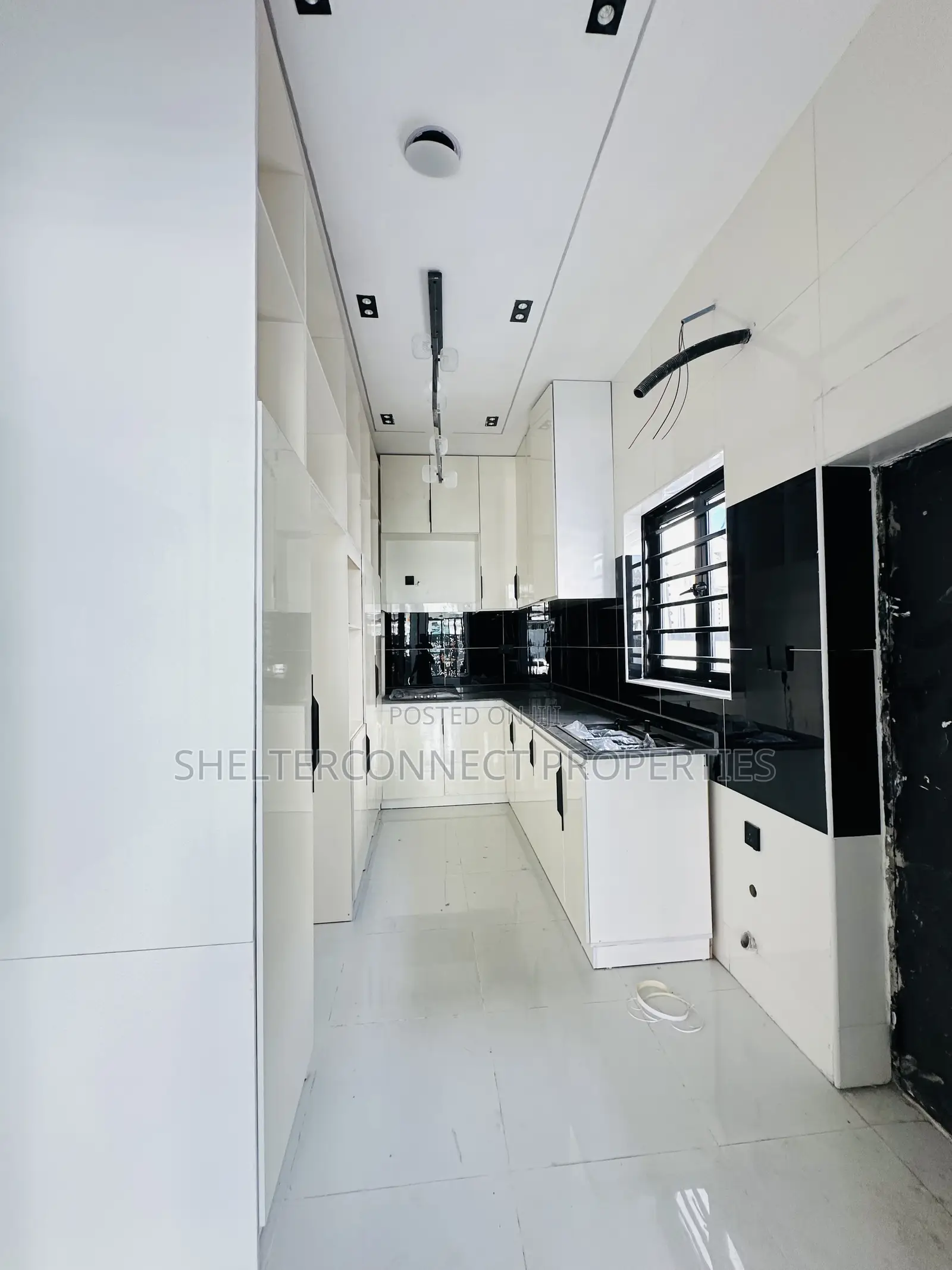 4bdrm Duplex in Lekki for sale in Lekki