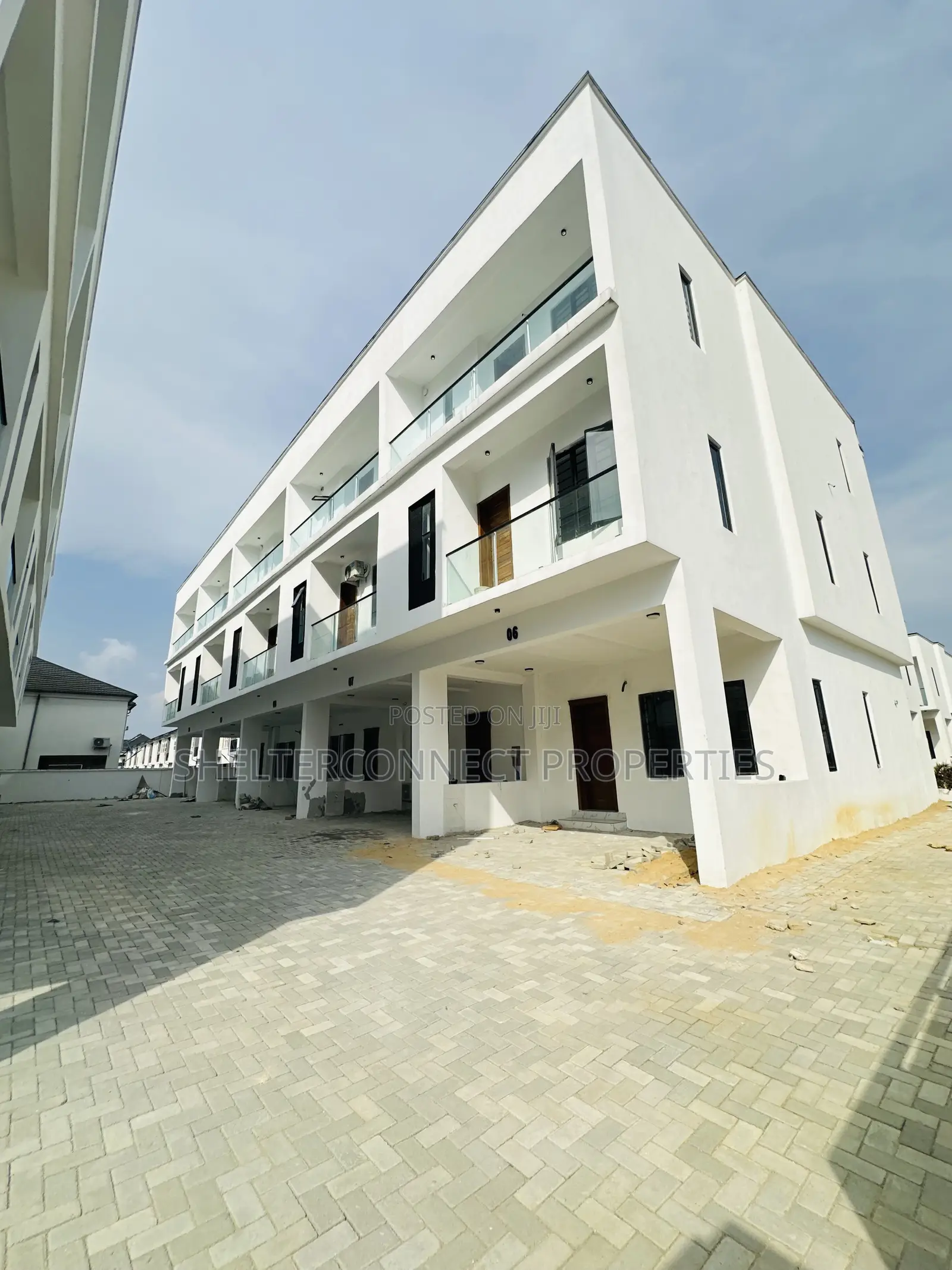 4bdrm Townhouse/Terrace in Lekki for sale in Lekki