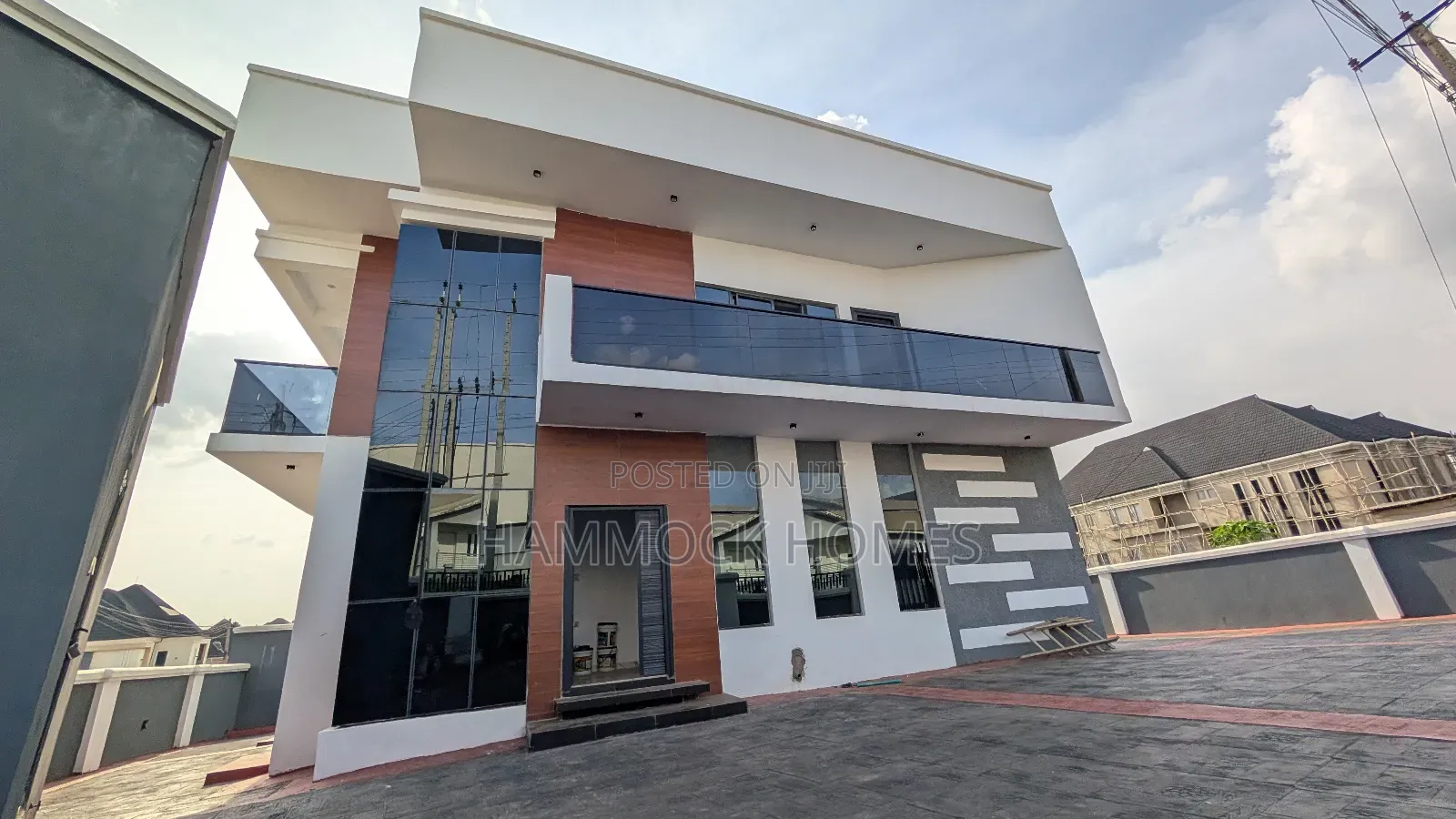 4bdrm Duplex in Carlton Gate Estate, Akobo for sale in Akobo