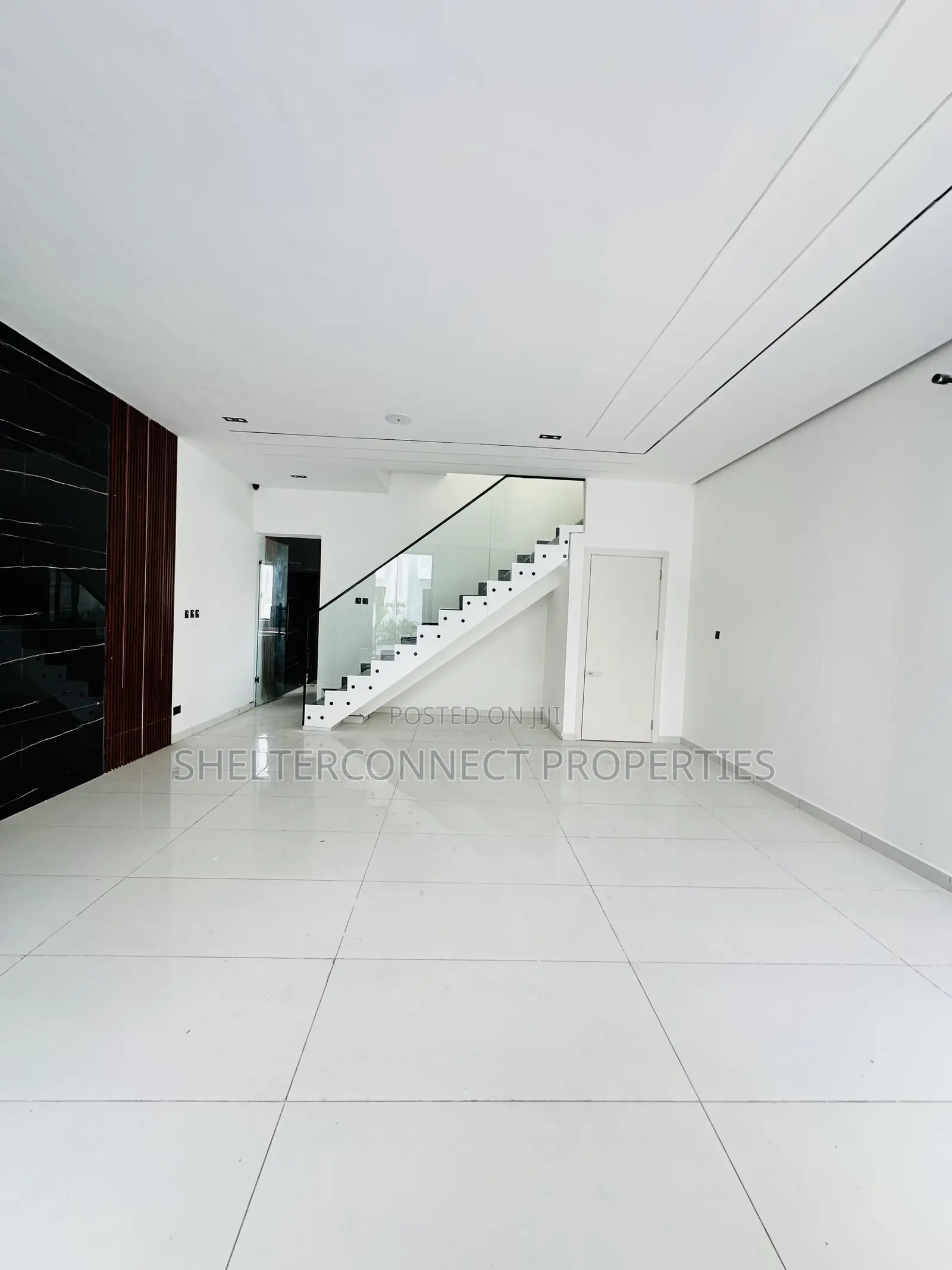 4bdrm Duplex in Lekki Phase 1 for sale in Lekki Phase 1