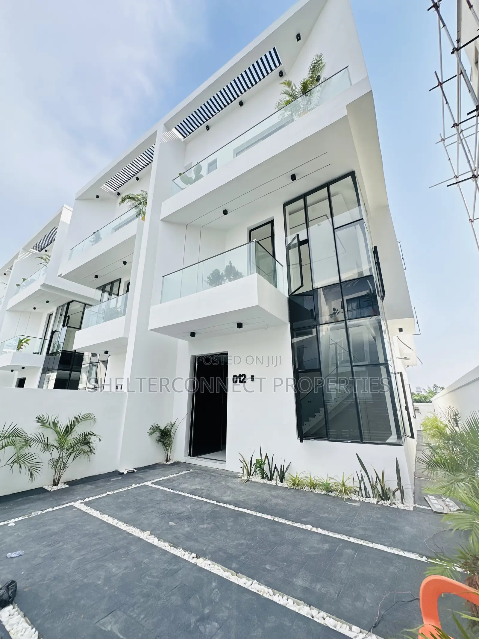 4bdrm Duplex in Lekki Phase 1 for sale in Lekki Phase 1