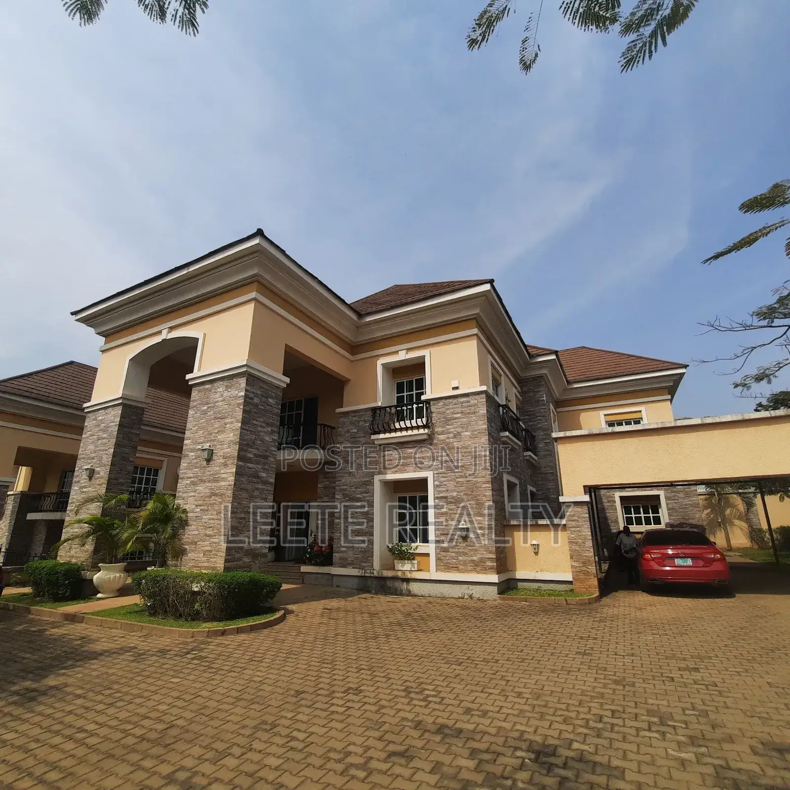 4bdrm Duplex in Palm Spring, Maitama for sale in Maitama