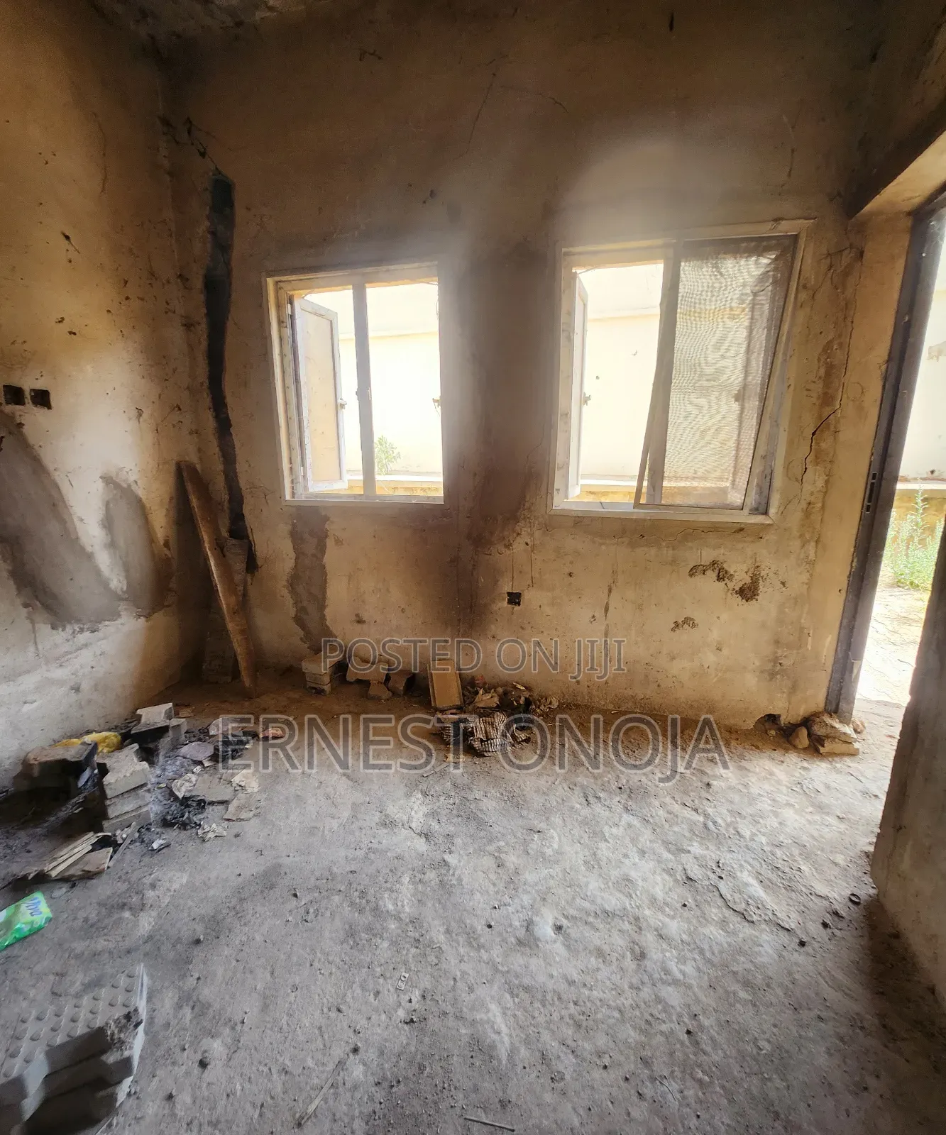 6bdrm Duplex In Mabushi, Gwarinpa For Sale in Gwarinpa