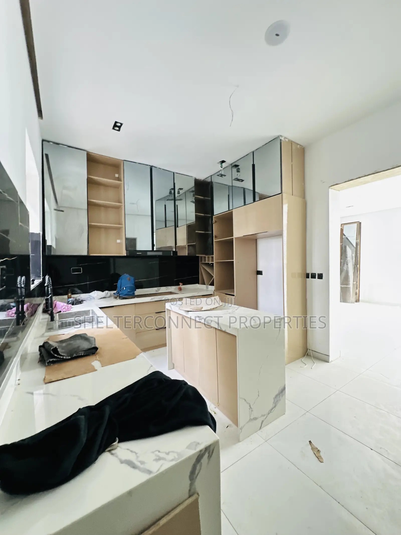 5bdrm Duplex in Lekki for sale in Lekki