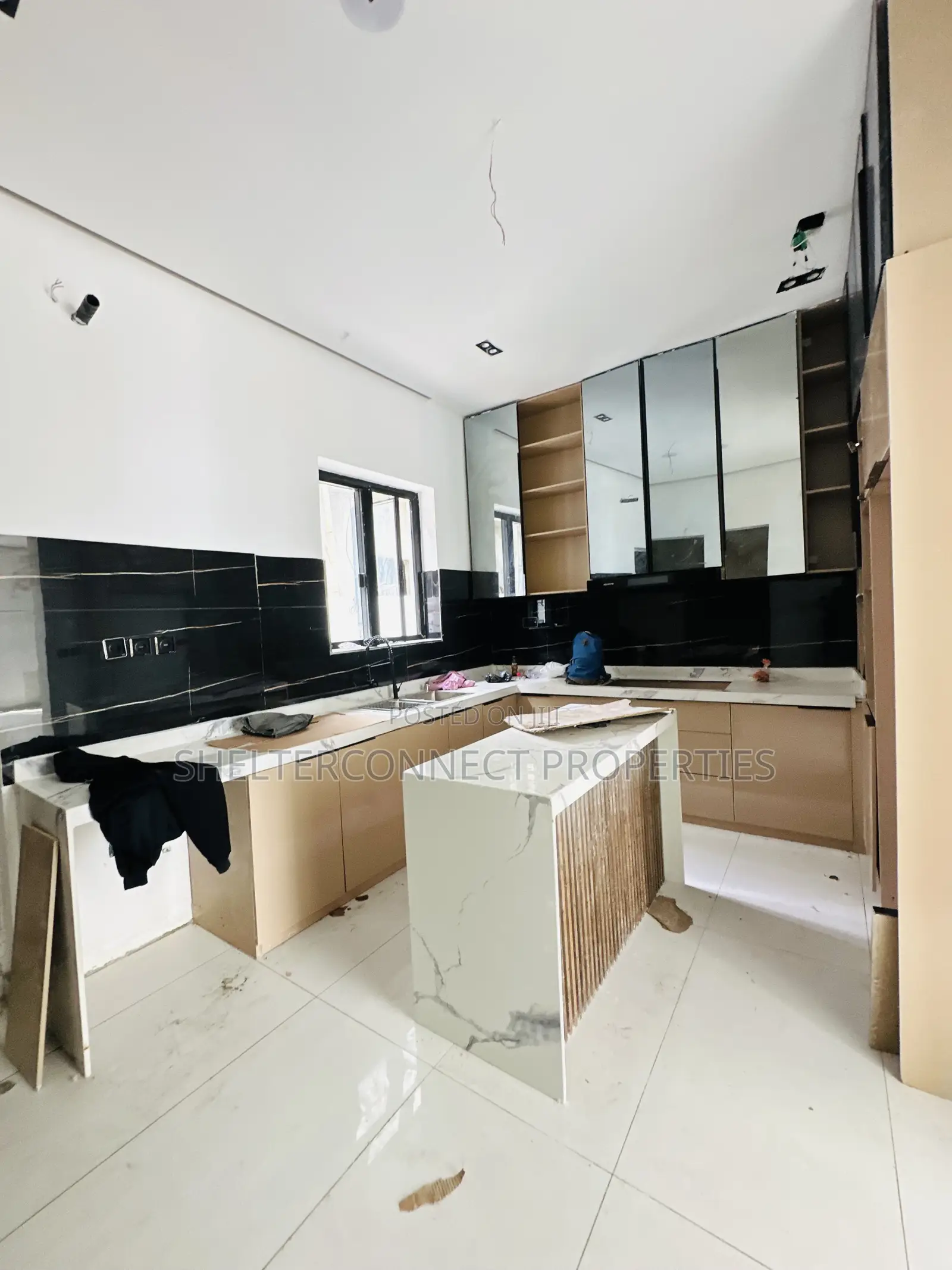 5bdrm Duplex in Lekki for sale in Lekki