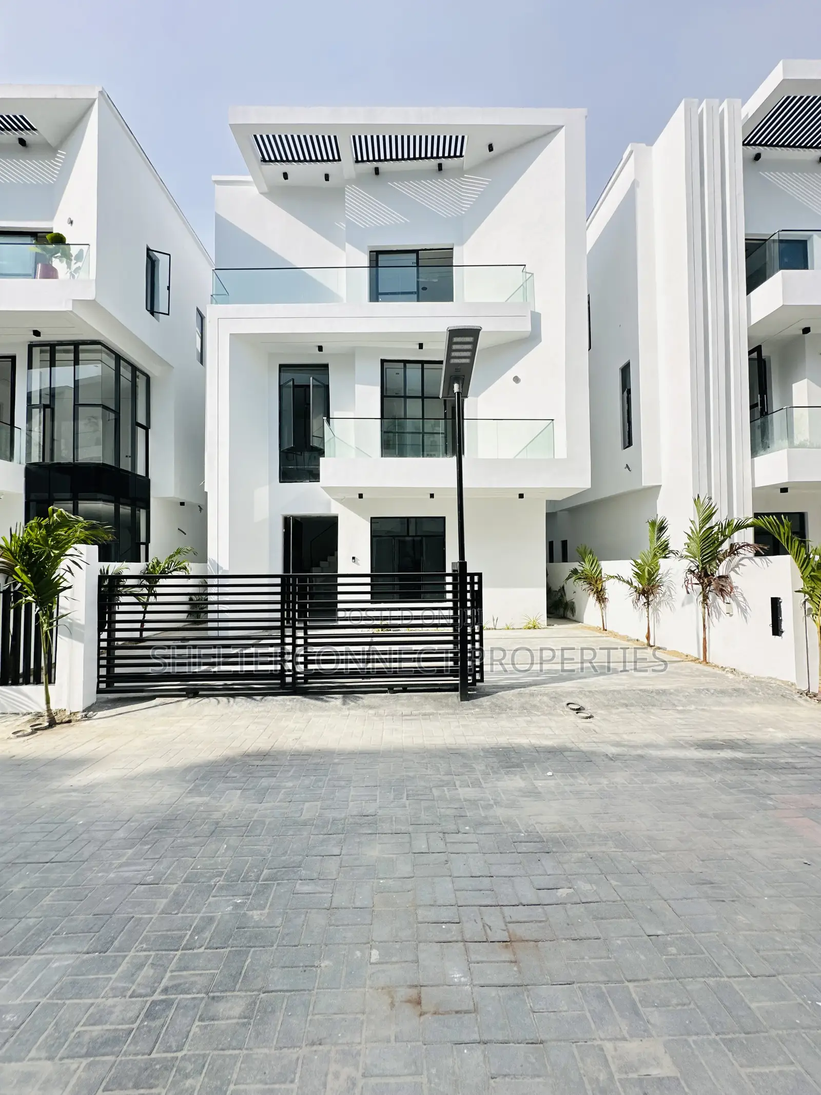 5bdrm Duplex in Lekki for sale in Lekki