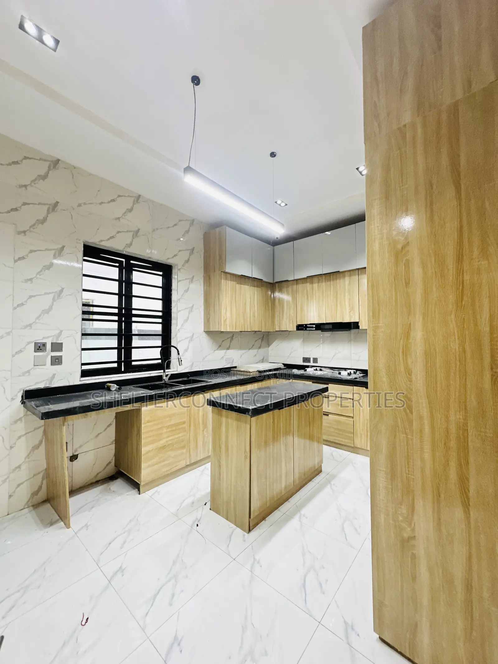 4bdrm Duplex in Lekki for sale in Lekki